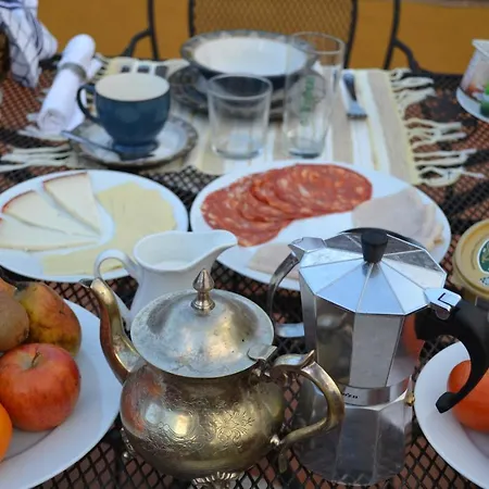Traditional Canarian Country House Bed and breakfast 2*